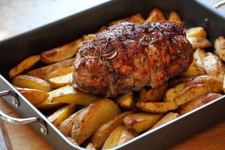 Roast of lamb with potatoes