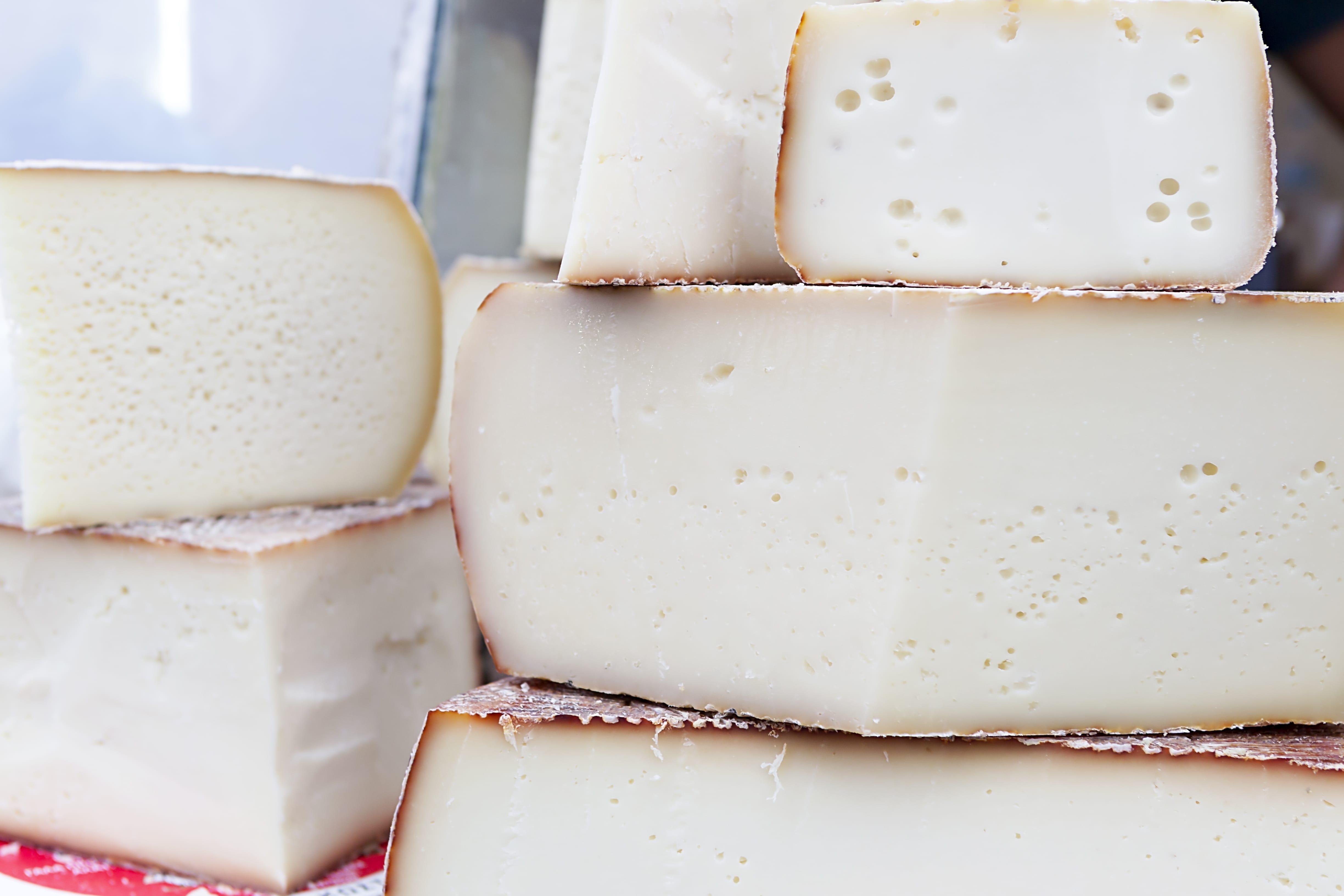 About the Greek Cheese Graviera Kritis